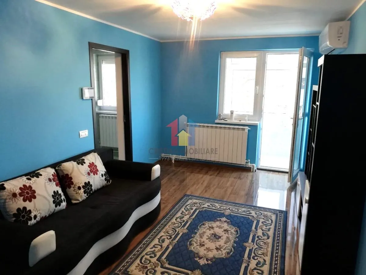 APartament 4 camere, 53 mp, cu balcon, etaj 2,  Hipodrom - foto 3