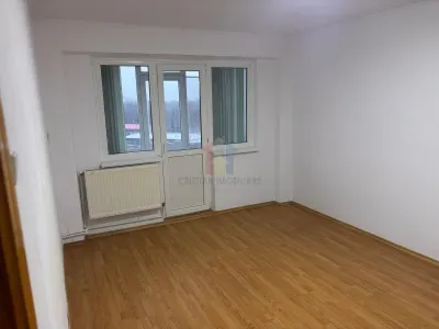 3 camere Renovat, confort 1 decomandat, etaj intermediar, Viziru 3 - foto 7