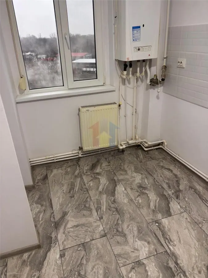 3 camere Renovat, confort 1 decomandat, etaj intermediar, Viziru 3 - foto 10