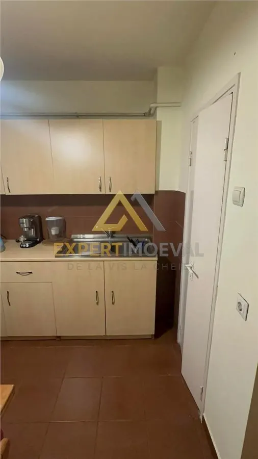 Apartament 5 camere Olteniei - foto 5