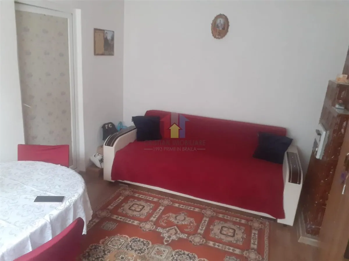 Casa cu 3 camere zona Chercea St 352mp - foto 5