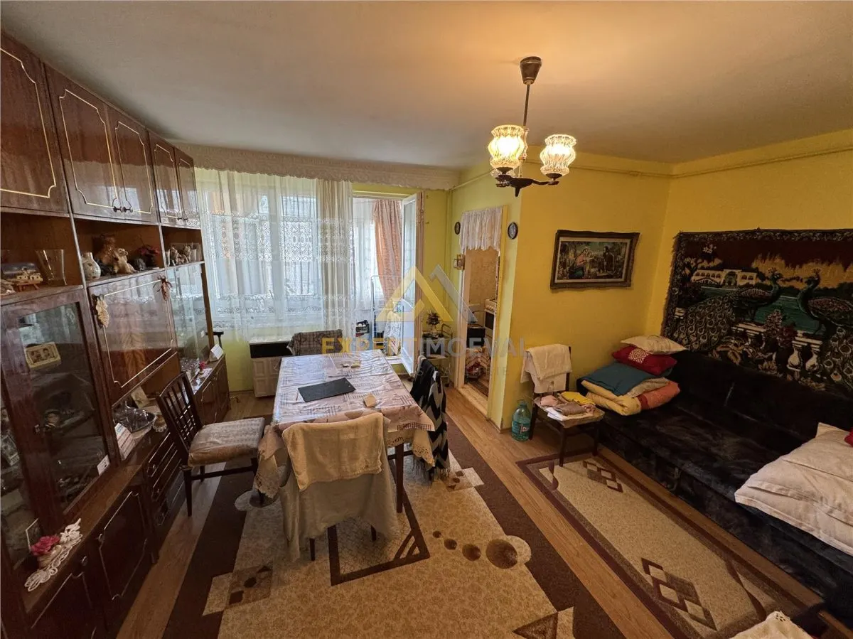 Garsoniera de inchiriat 160 Euro - foto 1