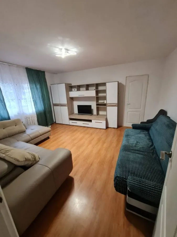 APARTAMENT 2 CAMERE | ZONA IMPARATU TRAIAN - foto 1