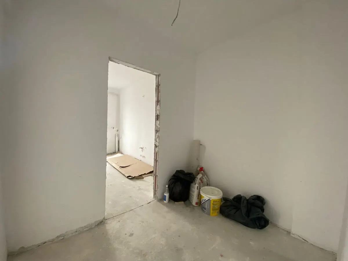 APARTAMENT 4 CAMERE | DECOMANDAT | ZONA RESTAURANT GIULIA - foto 6