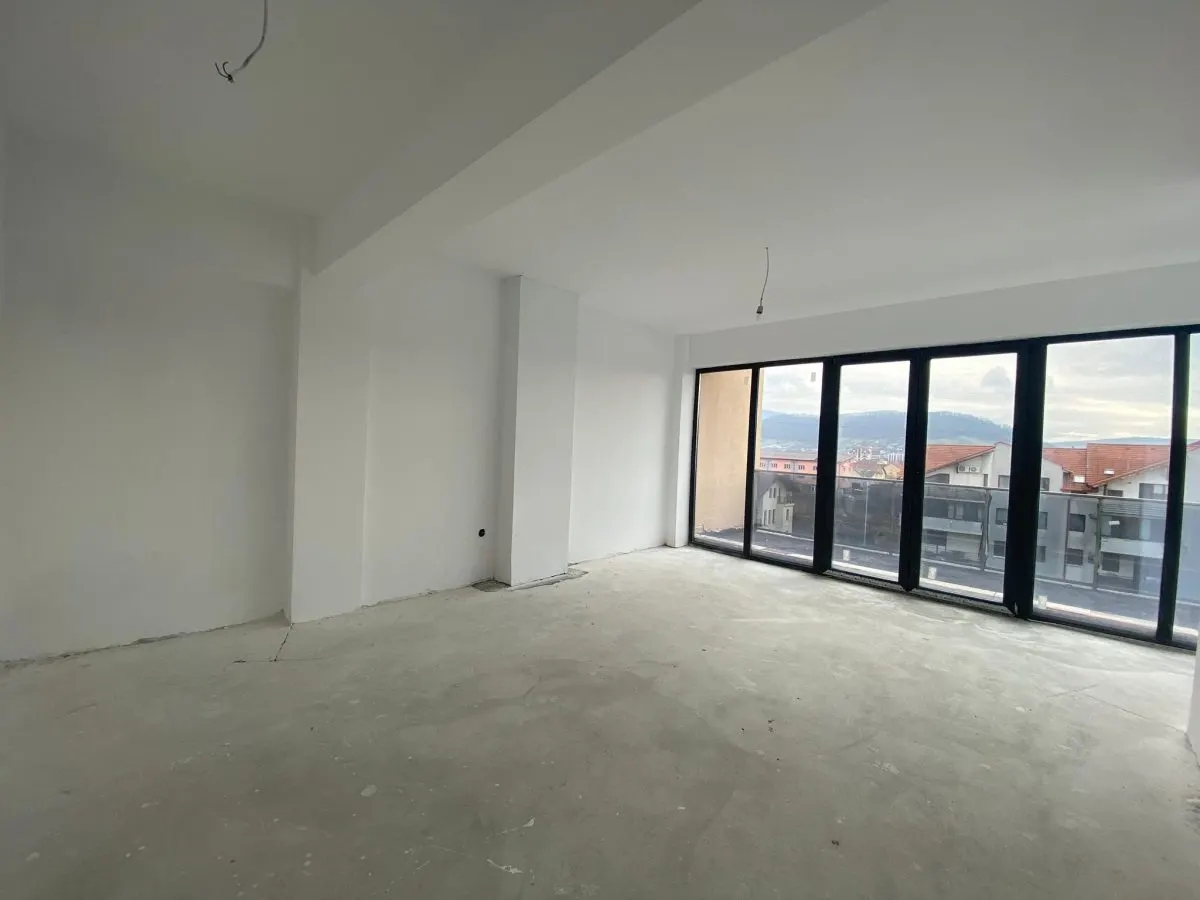 APARTAMENT 4 CAMERE | DECOMANDAT | ZONA RESTAURANT GIULIA - foto 7