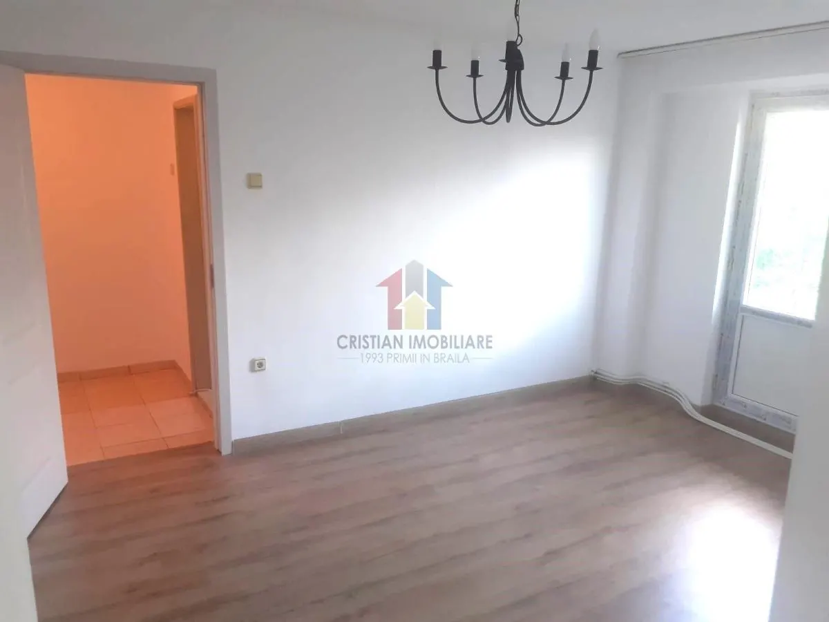 Apartament 2 camere,zona Viziru 3, etaj 5 - foto 1