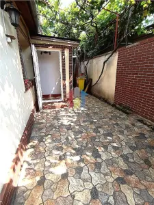 Casa 5 camere, 2 corpuri de cladire,  teren 176 mp, Bld Dorobantilor - foto 2