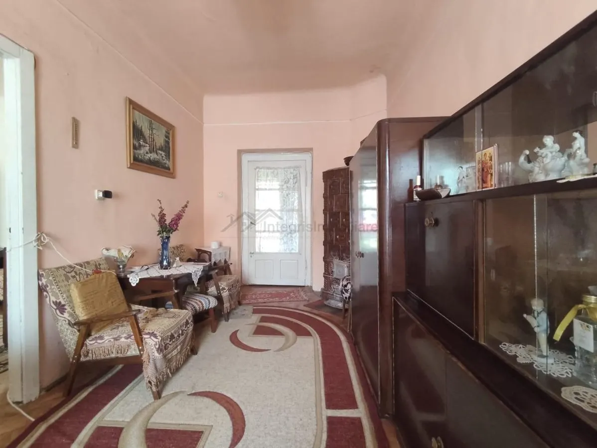 Casa 2 camere, zona centrala, strada Nicolae Jiga - foto 2