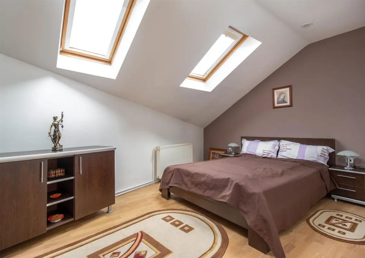 Vila S+P+M cu 3 dormitoare, Oradea, Cartier Iosia - foto 24