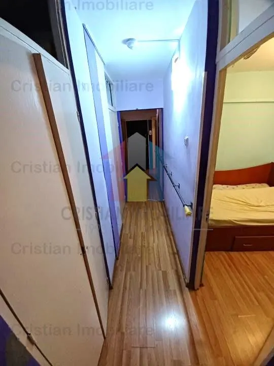 ETAJ 2, apartament 3 camere, zona Buzaului - foto 6