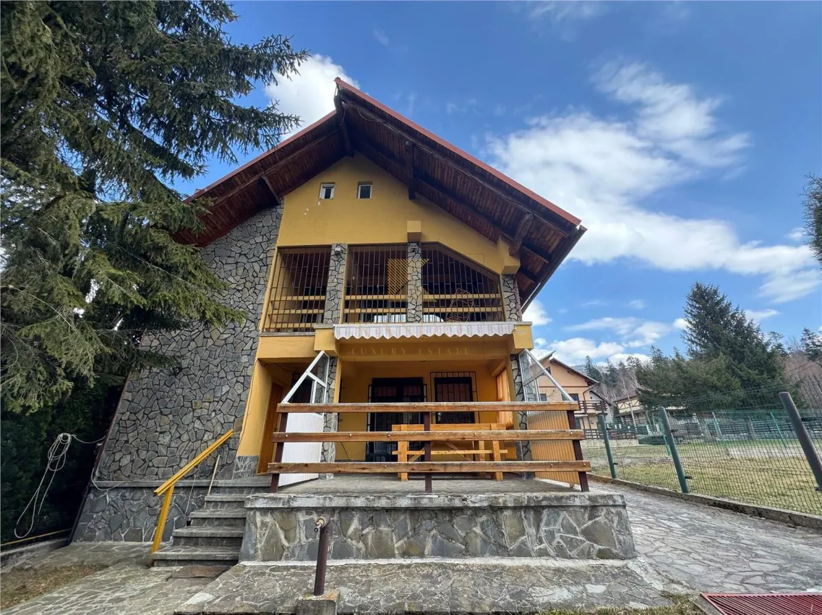 Refugiu de vis in Busteni â€“ casa cocheta cu teren generos si priveliste spectaculoasa - foto 1
