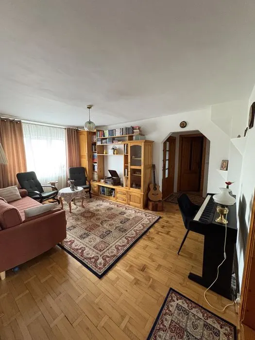 Apartament 4 camere, decomandat, 82mp, Manastur. - foto 3