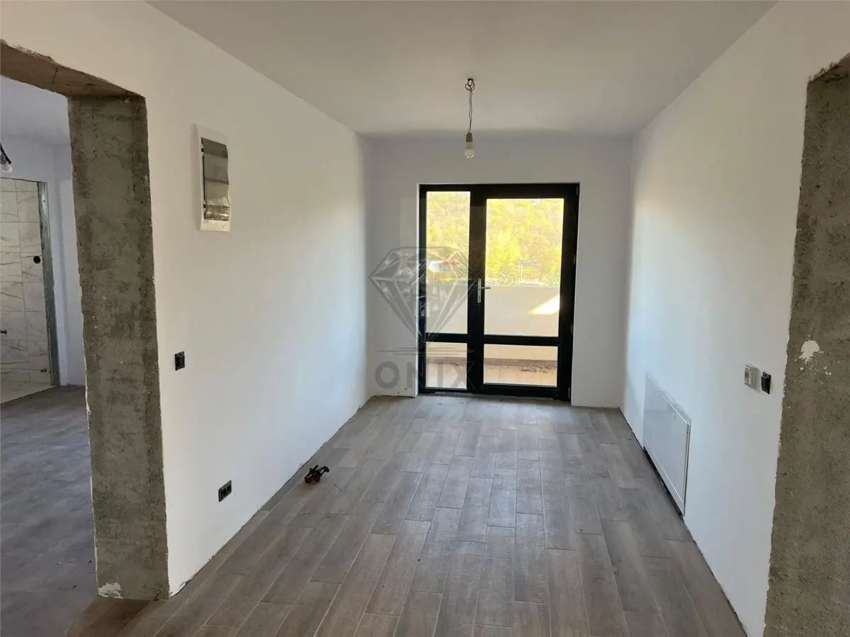 Pensiune noua de vanzare in Slanic Prahova â€“ 400 mp utili, zona centrala, ideala pentru investitie - foto 20