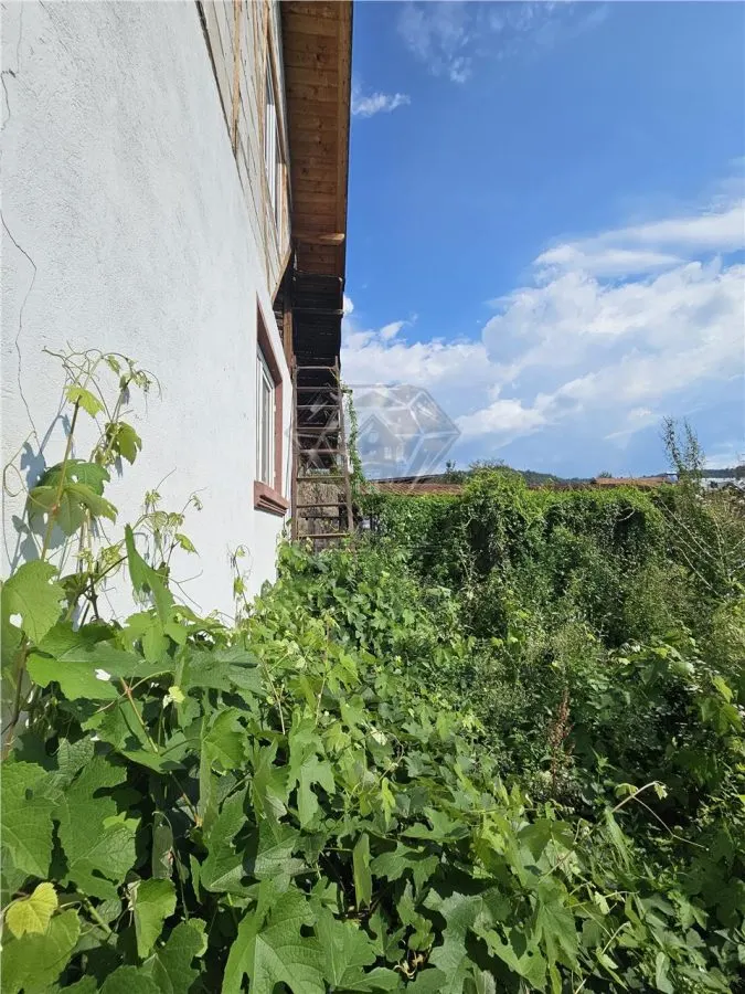 Casa spatioasa 6 camere de vanzare Maneciu-Ungureni, Prahova â€“ Teren 551 mp - foto 3