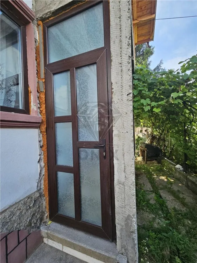 Casa spatioasa 6 camere de vanzare Maneciu-Ungureni, Prahova â€“ Teren 551 mp - foto 5