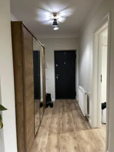 Apartament 2 camere Tractorul,mobilat,parcare,gradina,135000 Euro neg - foto 3