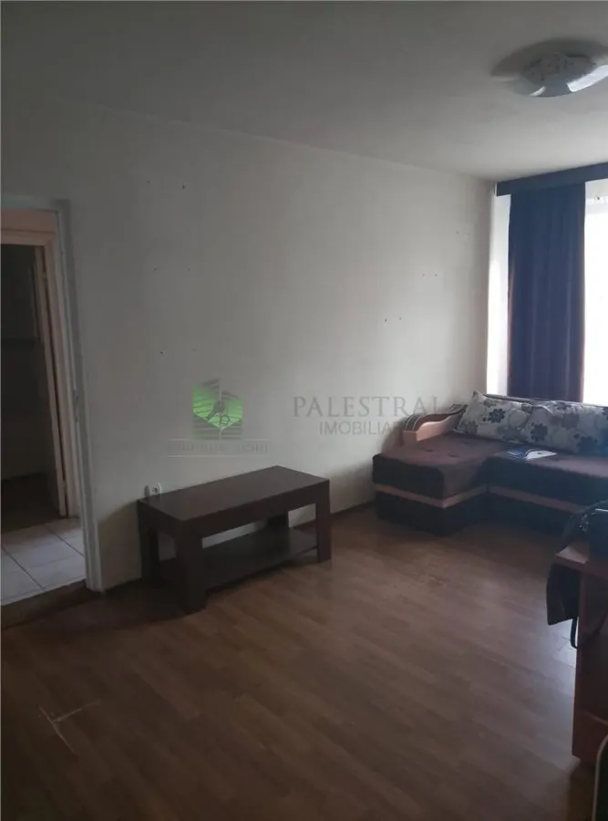 Apartament 2 camere zona Grivitei circular 99000 Euro - foto 1