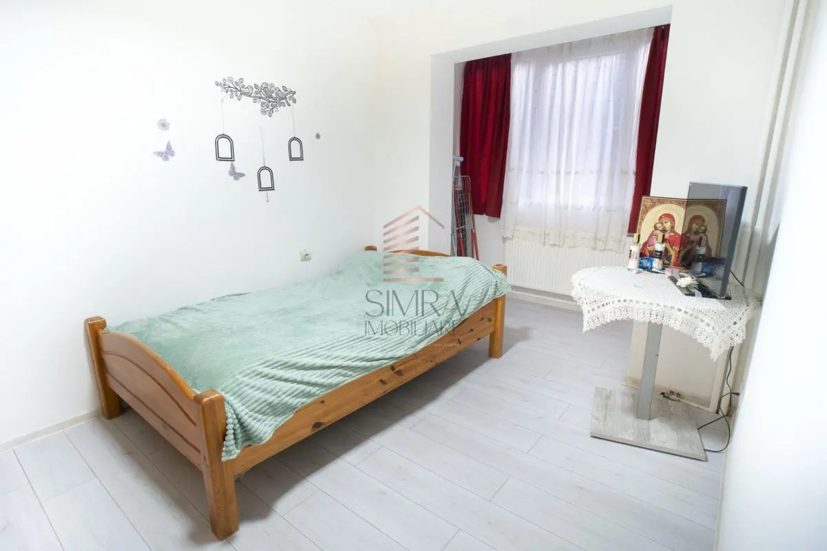 Apartament cu 2 camere decomandat, Nufarul - foto 1