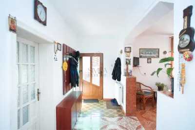 Casa in Rogerius cu spatiu comercial si 3 unitati separate - Oradea