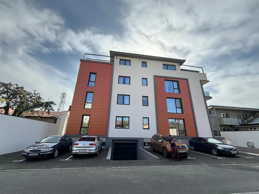 Vanzare apartament 3 camere bloc nou, Ploiesti. - foto 1