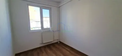 APARTAMENT 3 CAMERE Craiovita, zona Orizont - foto 4