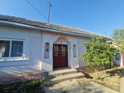 CASA DE VANZARE + TEREN  - GANGIOVA DOLJ - foto 12