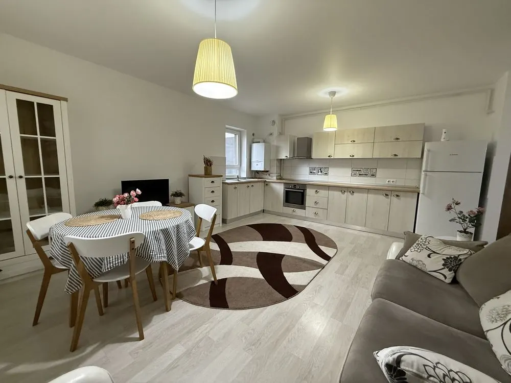 Apartament 2 camere Tractorul Maurer LUX,136500 Euro - foto 1