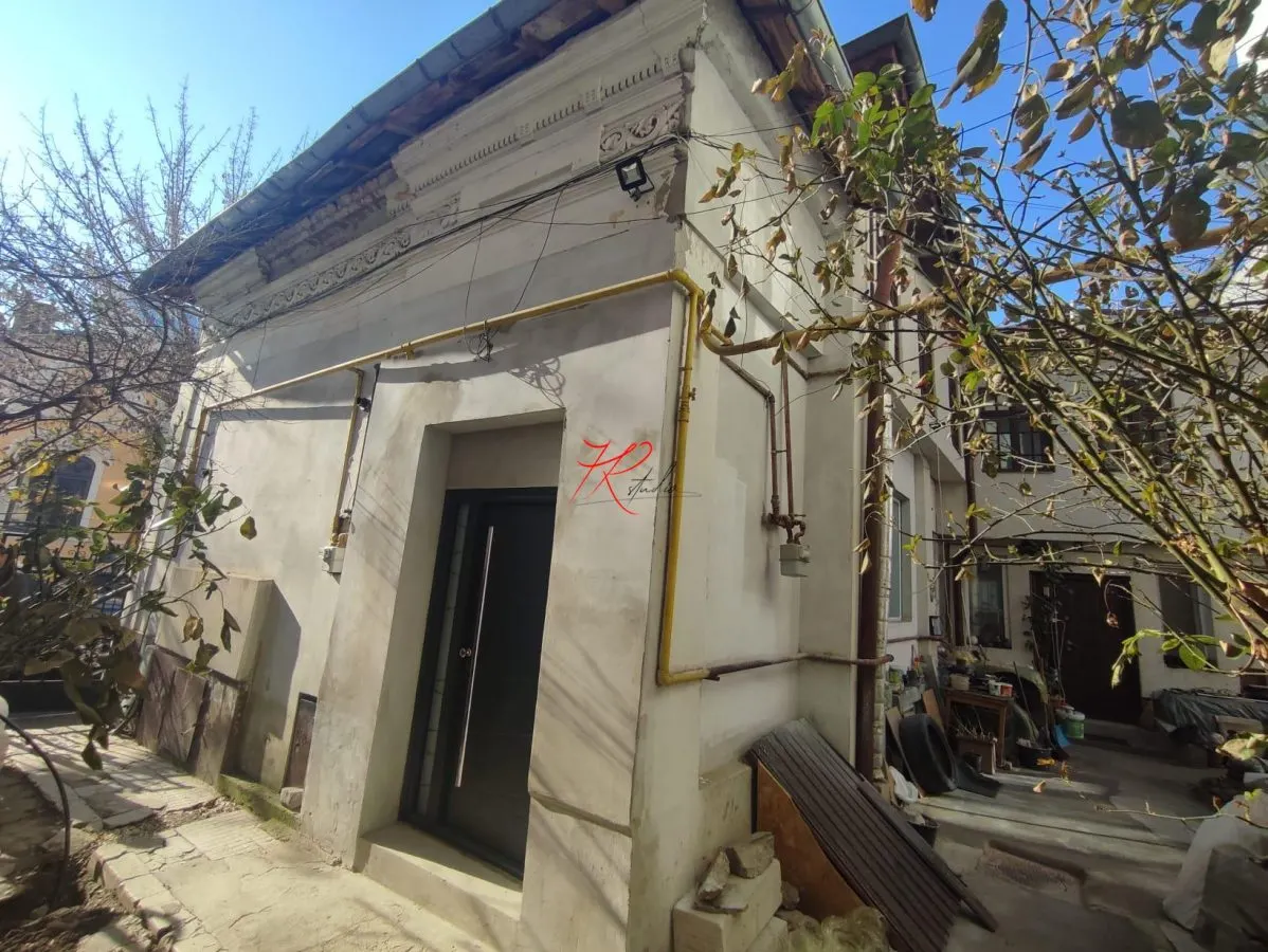 Vanzare garsoniera renovata 2025, in Vila, Mantuleasa - foto 9