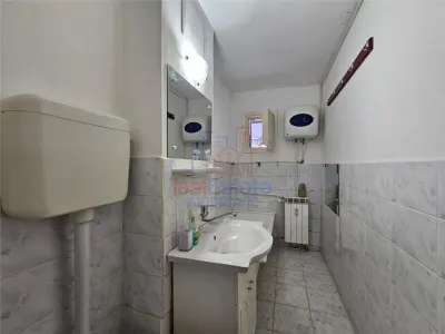 Apartamente 2 camere Nicolina zona Pizza Nico - foto 10