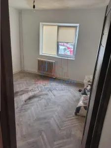 Apartament 3 camere Centru - foto 2