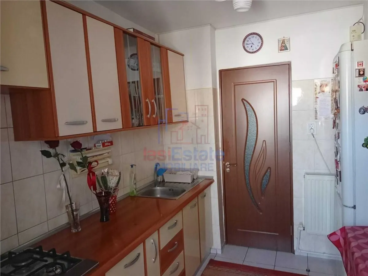 Apartament 3 camere Nicolina - foto 5