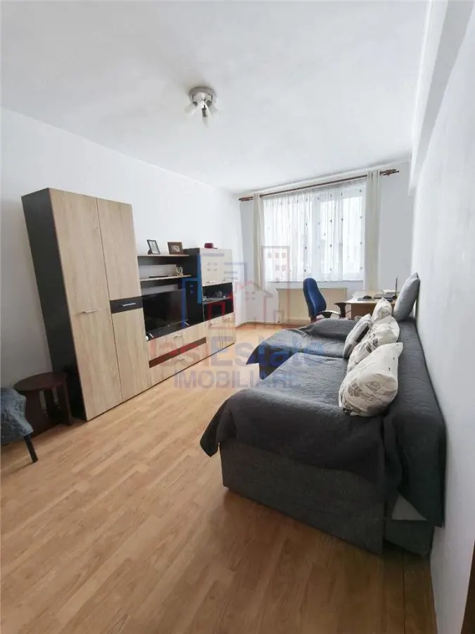 Apartament 3 camere Frumoasa Bd Poitiers - foto 1