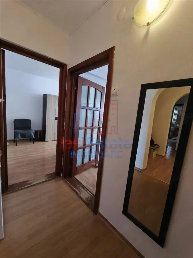 Apartament 3 camere Frumoasa Bd Poitiers - foto 5