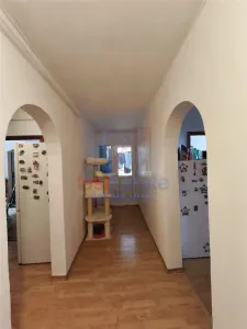Apartament 3 camere Frumoasa Bd Poitiers - foto 6