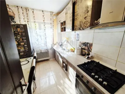 Apartament cu 2 camere de vanzare - foto 7