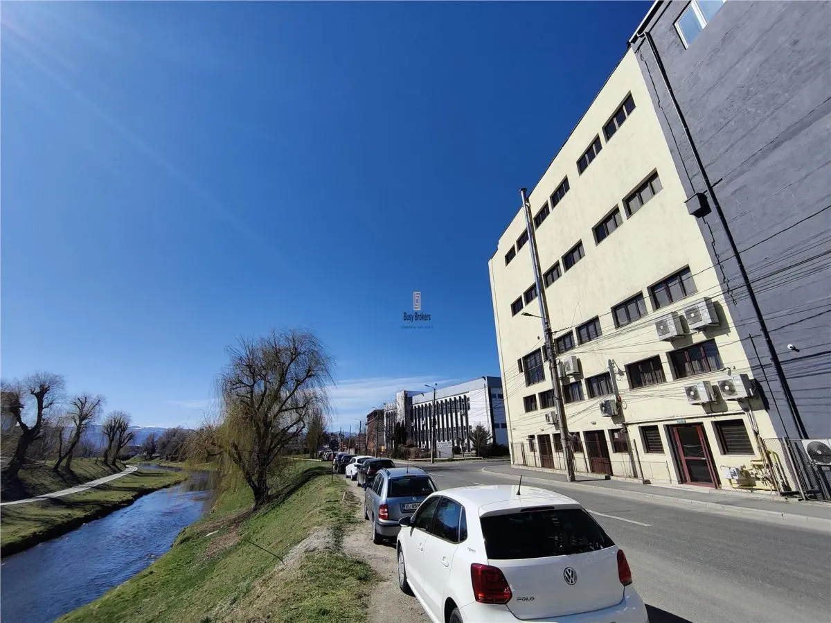 Spatii Birouri - 1500 mp - Piata Cibin - foto 1