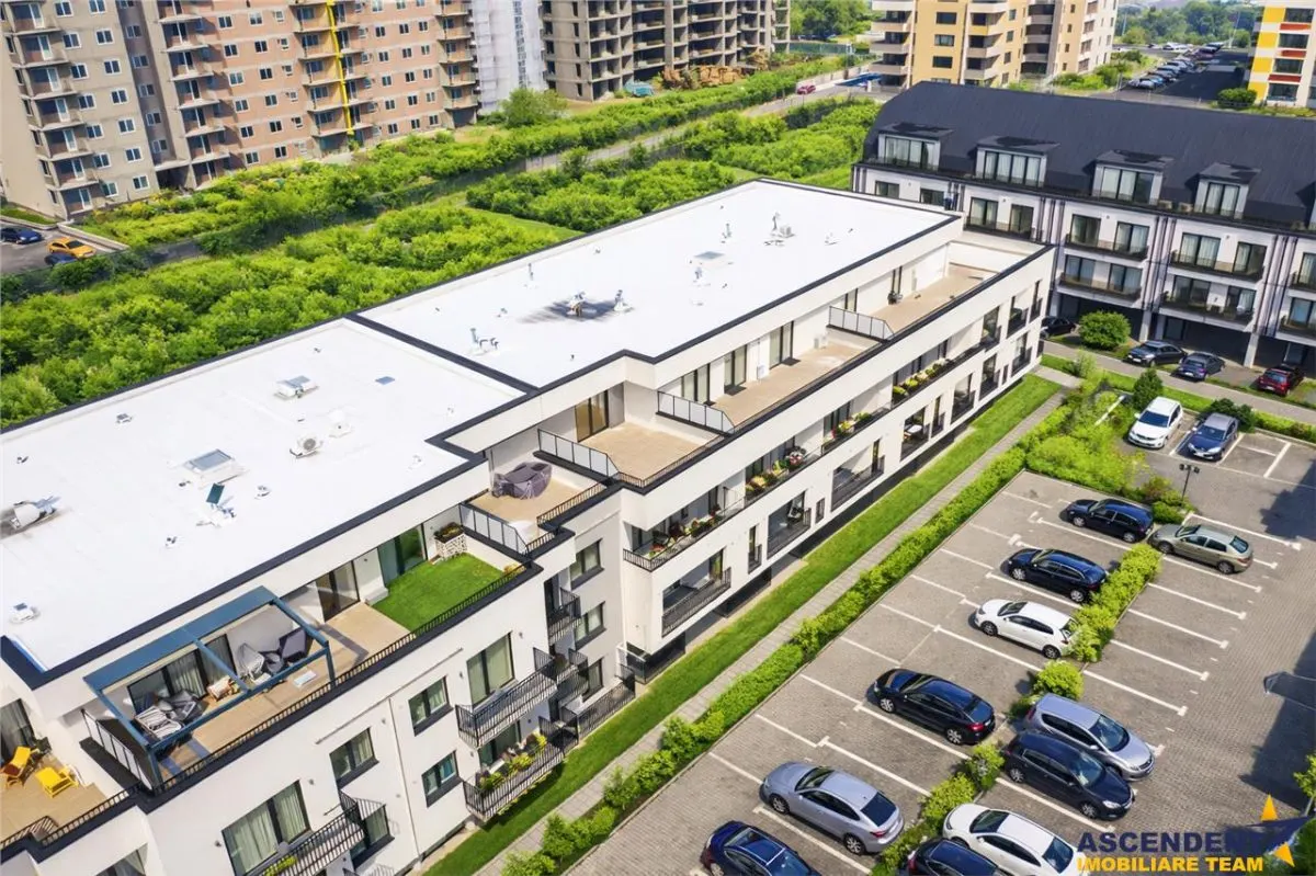 Apartament 2 camere,tip penthouse,mobilat.utilat.2 terase,100mp,Tractorul,Brasov. - foto 11