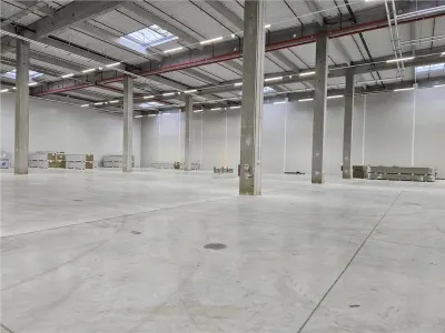 Spatiu Industrial - 2300 mp - Logistica - Productie - Depozitare - foto 4