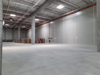 Spatiu Industrial - 4300 mp - Logistica - Depozitare - Distributie - foto 11