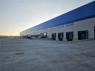 Spatiu Industrial - 10000 mp - Logistica - Productie - Depozitare - foto 3