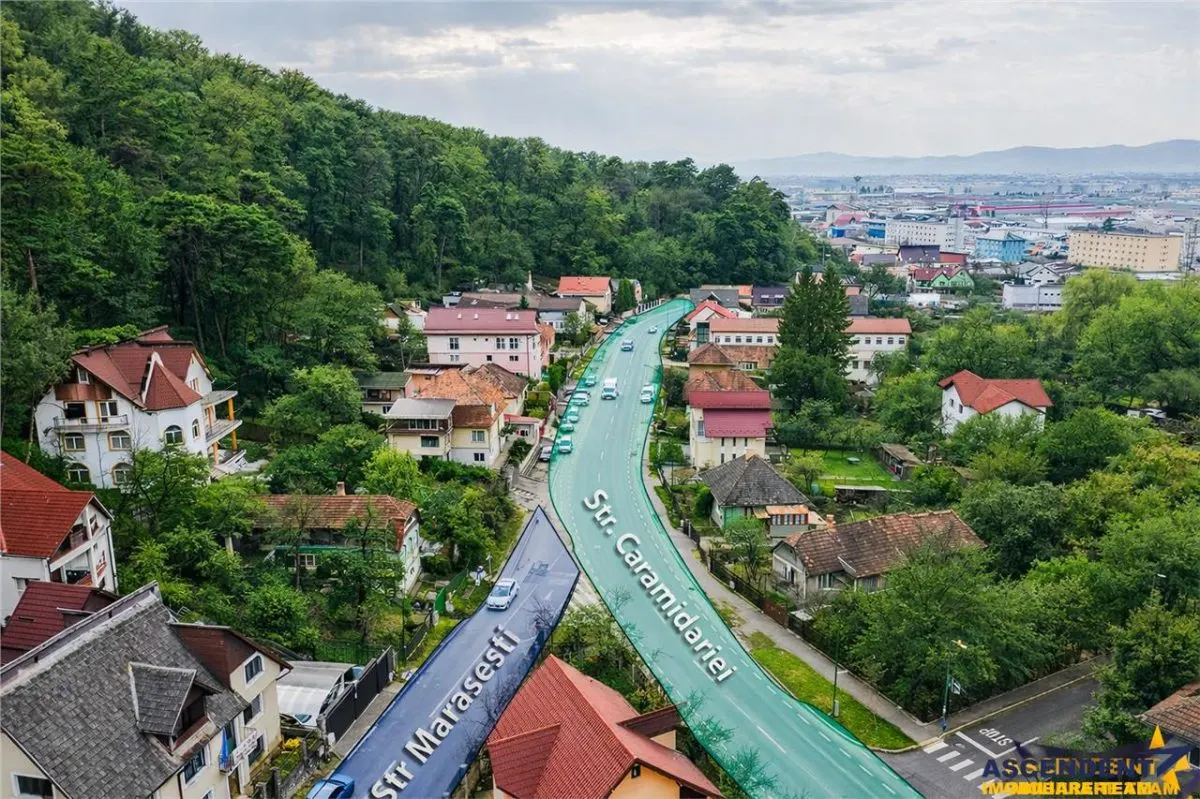 Vila cu potential,2 garaje,teren 1.080 mp,strada Marasesti,  Brasov - foto 2
