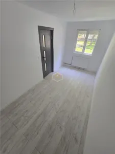 Apartament cu 2 camere, la parter | Complet renovat - Micro 14 - foto 6