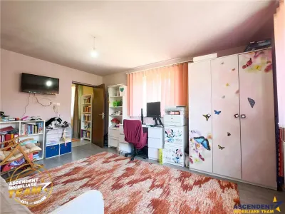 Vrei sa auzi ciripitul pasarilor,sa fii langa izvoarele termale:Casa modern utilata, Valcele, Covasna - foto 11