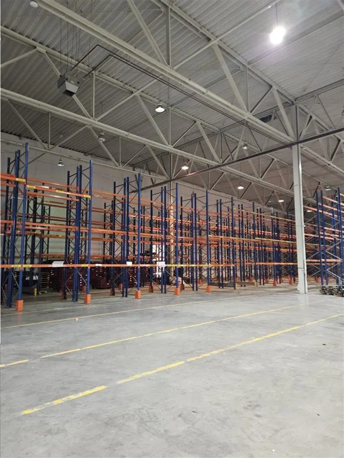Spatiu Industrial - 4000 mp - Logistica - Depozitare - Distributie - foto 2