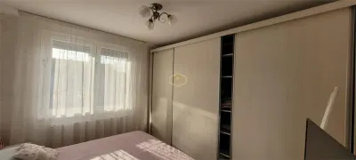Apartament  2 camere cu balcon  | Aleea Postavaru | Carpați 1 | Etaj 4 - foto 4