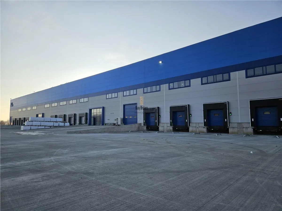 Spatiu Industrial - 3500 mp - Logistica - Productie - Depozitare - foto 1