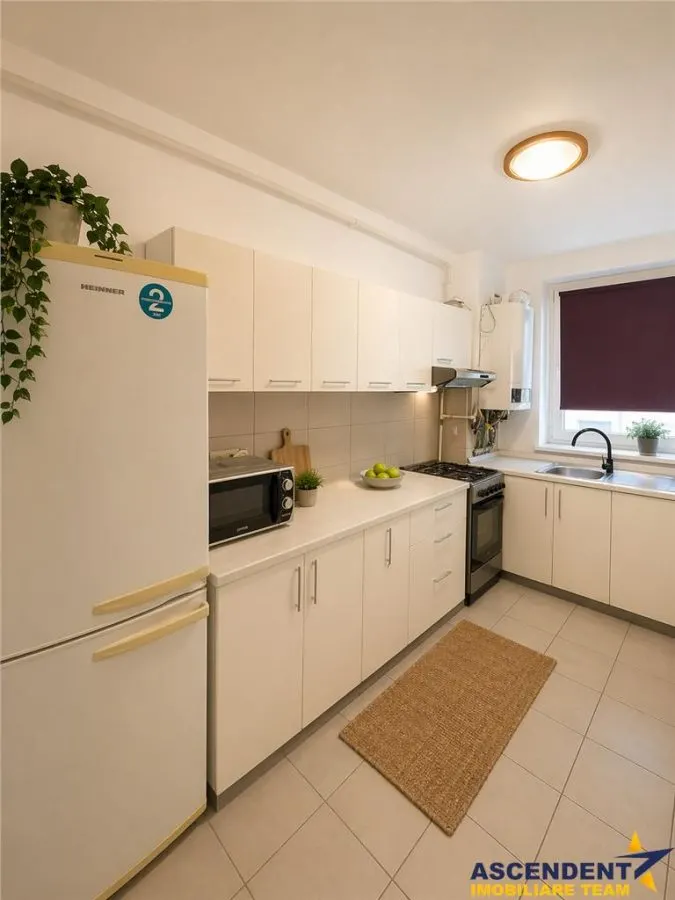 Apartament 2 camere, decomandat, etaj1, mobilat, Bartolomeu, Avantgarden - foto 2