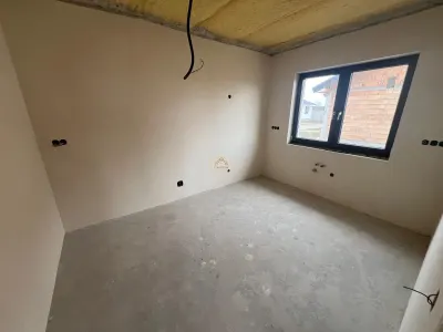 Casa Noua cu 4 camere în Lazuri | Teren 550 mp | Ansamblu rezidențial privat - foto 10