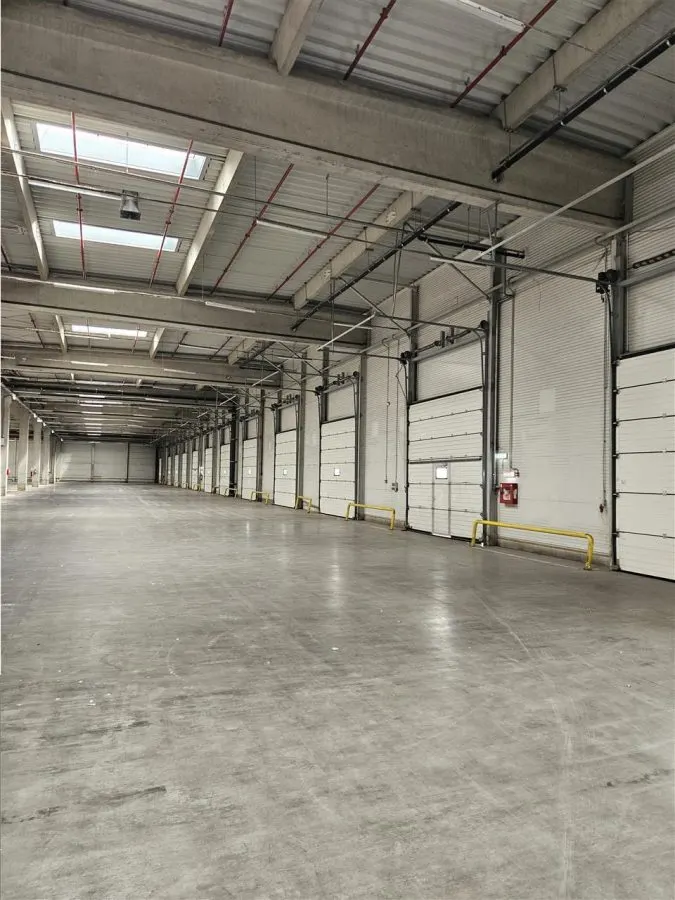 Spatiu Industrial - 1500 mp - Depozitare - Distributie - foto 3