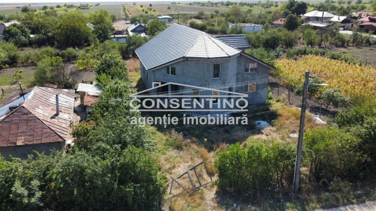 CASA 2023 , STALPU  , PRET 71000 EURO - foto 1